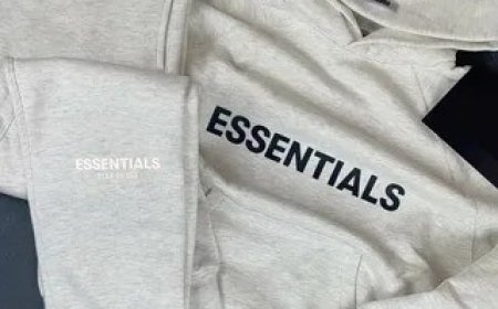Fear of God Essentials Hoodie – Redefining Cool Style