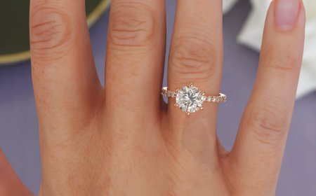 The Ultimate Guide to Choosing Diamond Engagement Rings