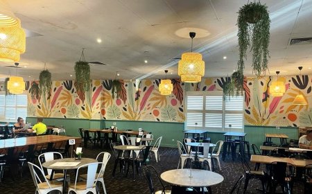 Hire a Wallpaper Specialist for Flawless Installation Results