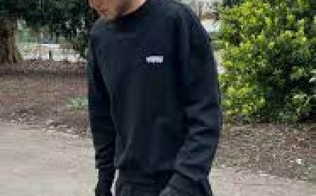 Elevating Streetwear: Deep Dive into UpInFlames Clothing and Joggers