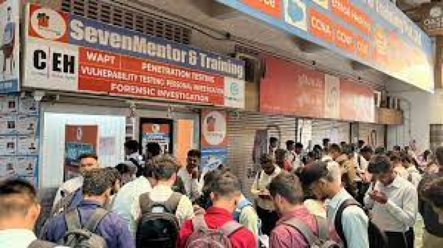 Top 7 Reasons Why You Should Join a Spoken English Course in Pune Today