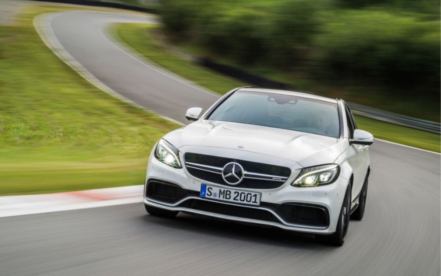 Book Your Mercedes Rental in Dubai Online Now