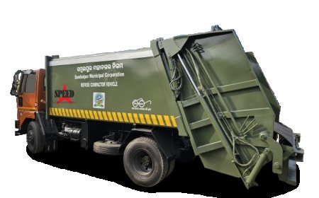 Refuse Compactor Vehicles: Efficient Waste Management Solutions