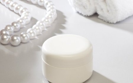 The Backbone of Beauty: Why Indian Skin Care Manufacturers Lead the Way