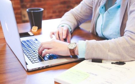 Online Class Assignment Services: The Strategy Smart Students Use to Stay Ahead