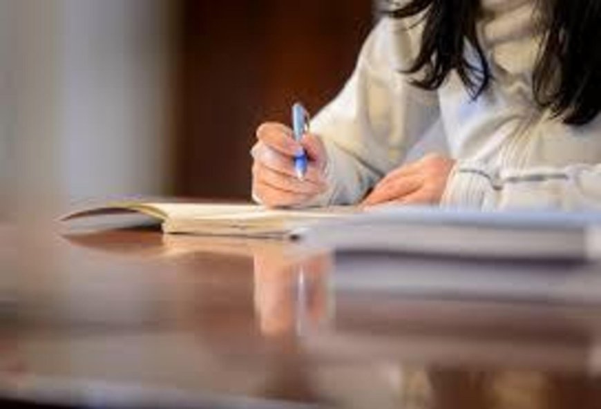 Breaking Barriers: The Strategic Advantage of BSN Writing Services in Competitive Healthcare Education