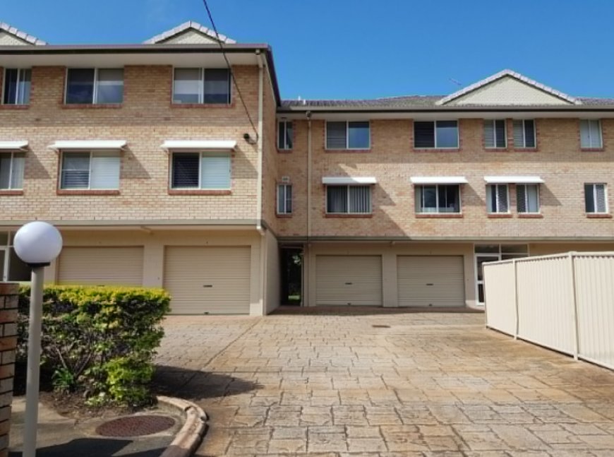 Real Estate Mooloolaba – Beachfront Homes for Sale